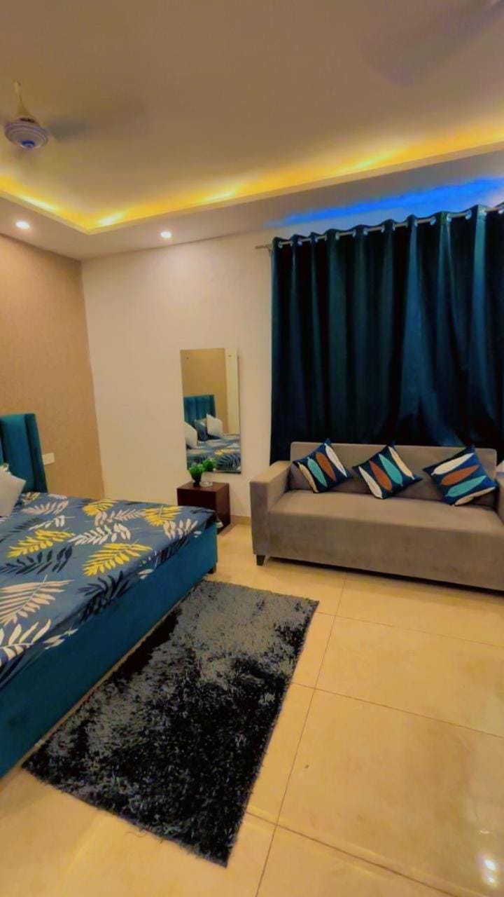 Nisha paradise Apartment in Punjab, India