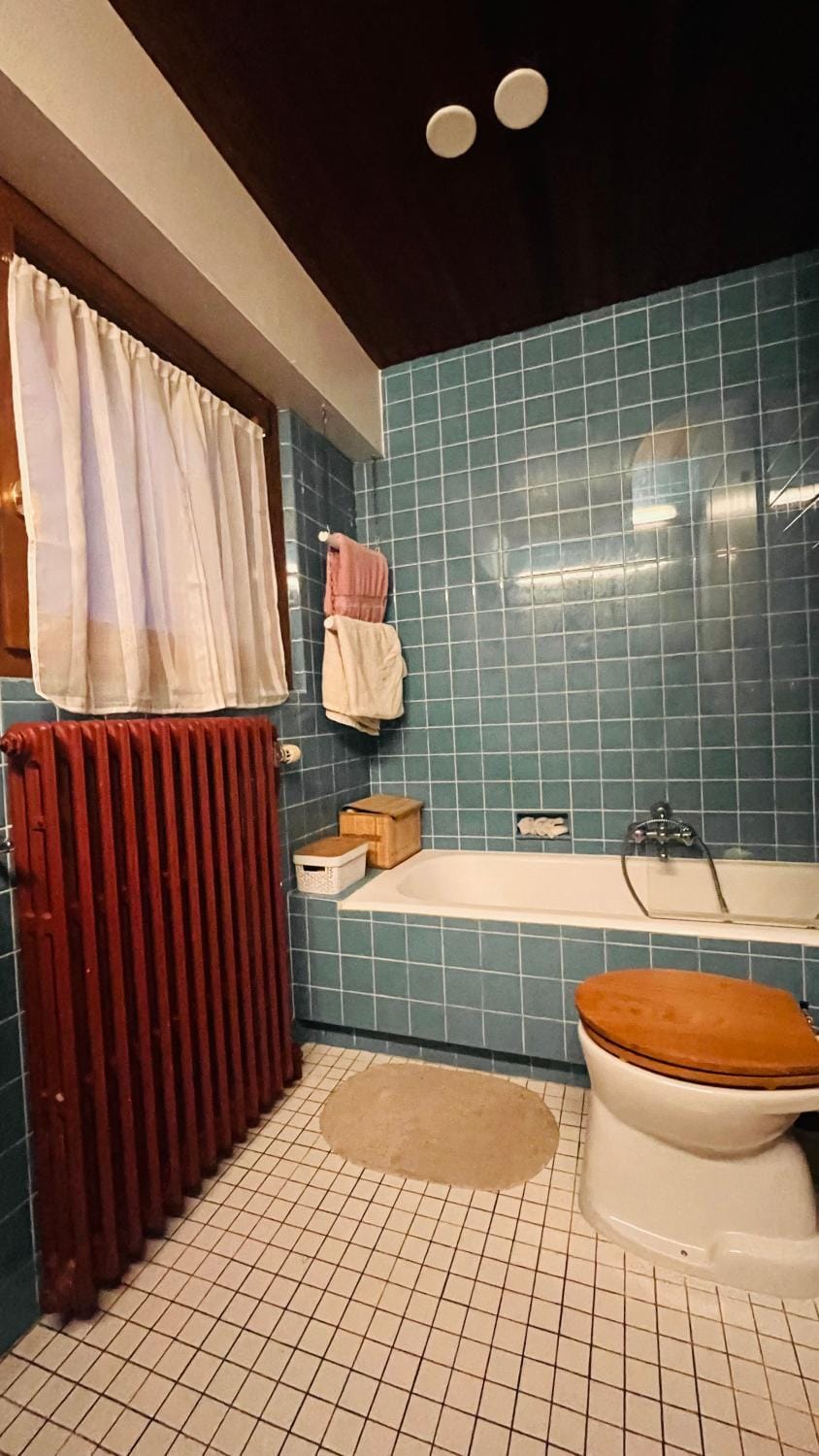 Chambre dans maison MidCentury chez particulier Bed and Breakfast in Strasbourg