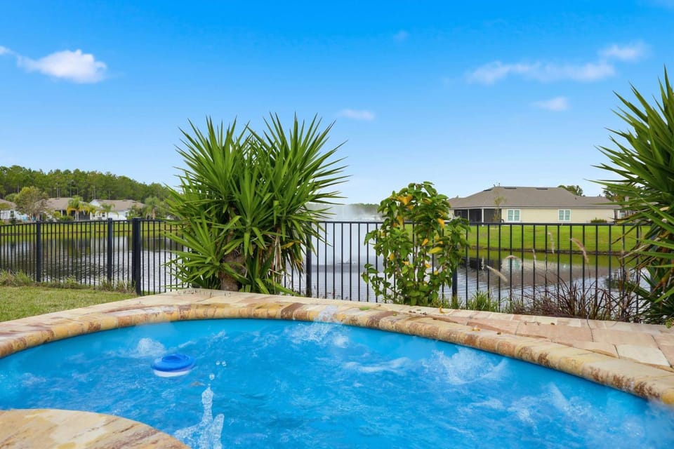 Serenity by the Sea - For 6 House in Florida