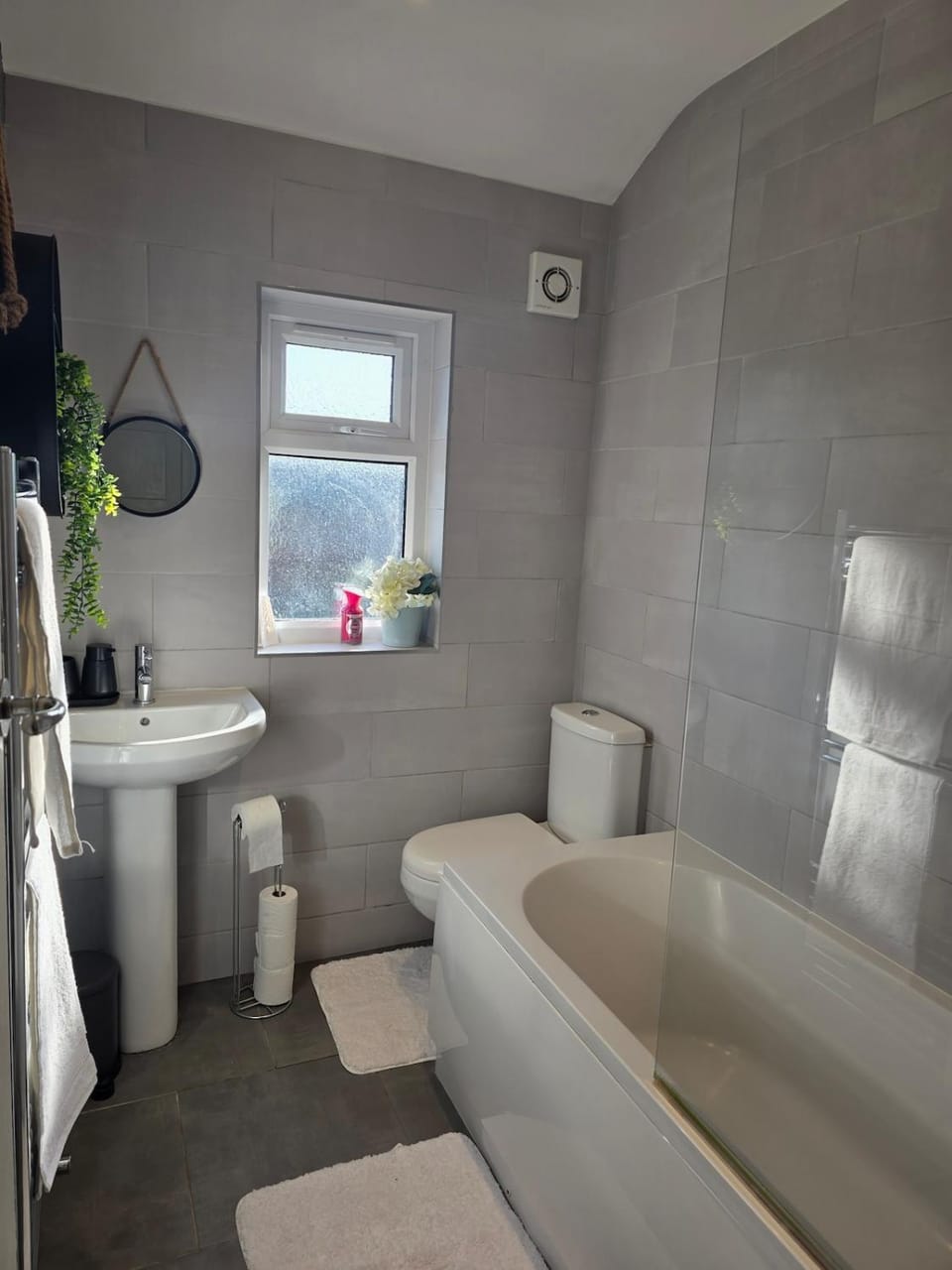 Toilet, Bathroom, Bath, towels