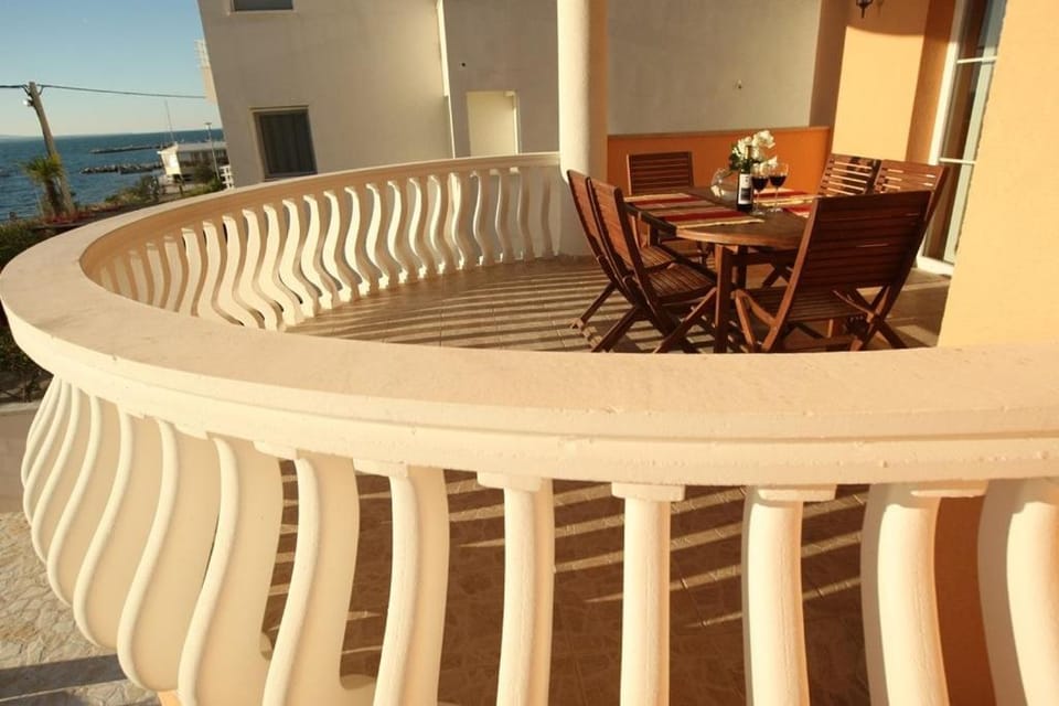 Balcony/Terrace, Balcony/Terrace, Dining area, Sea view