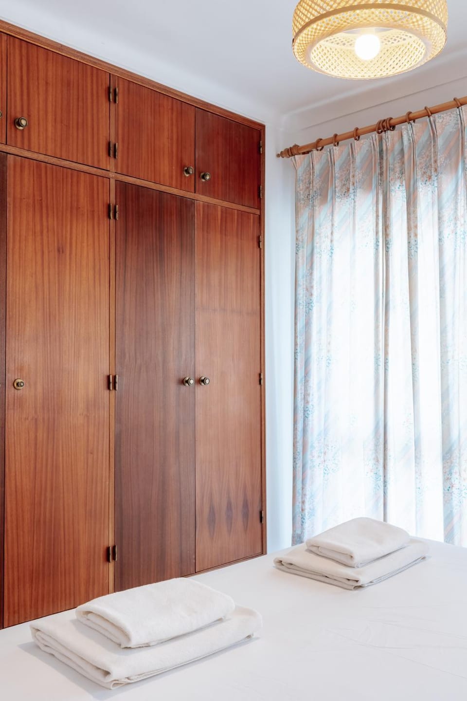 Bed, Bedroom, wardrobe