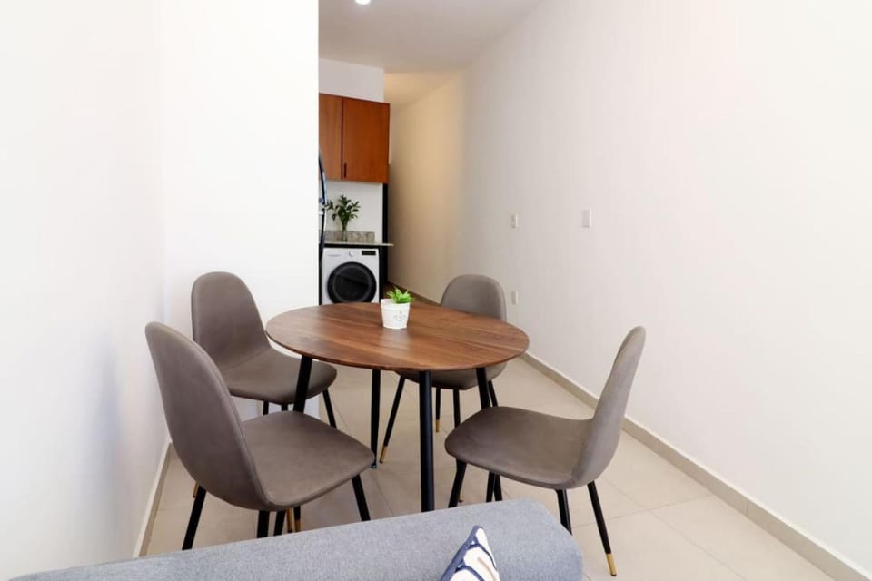 Acogedor departamento con balcon y alberca en roof Apartment in Mazatlan