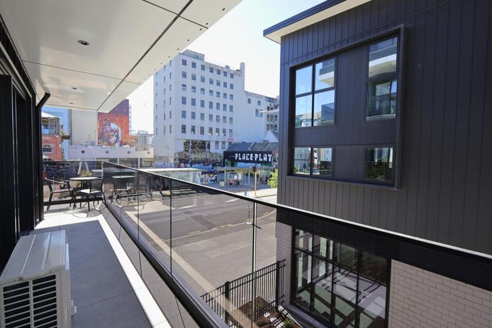 1 Bedroom Central Apartment by Te Kaha Stadium Apartment in Christchurch