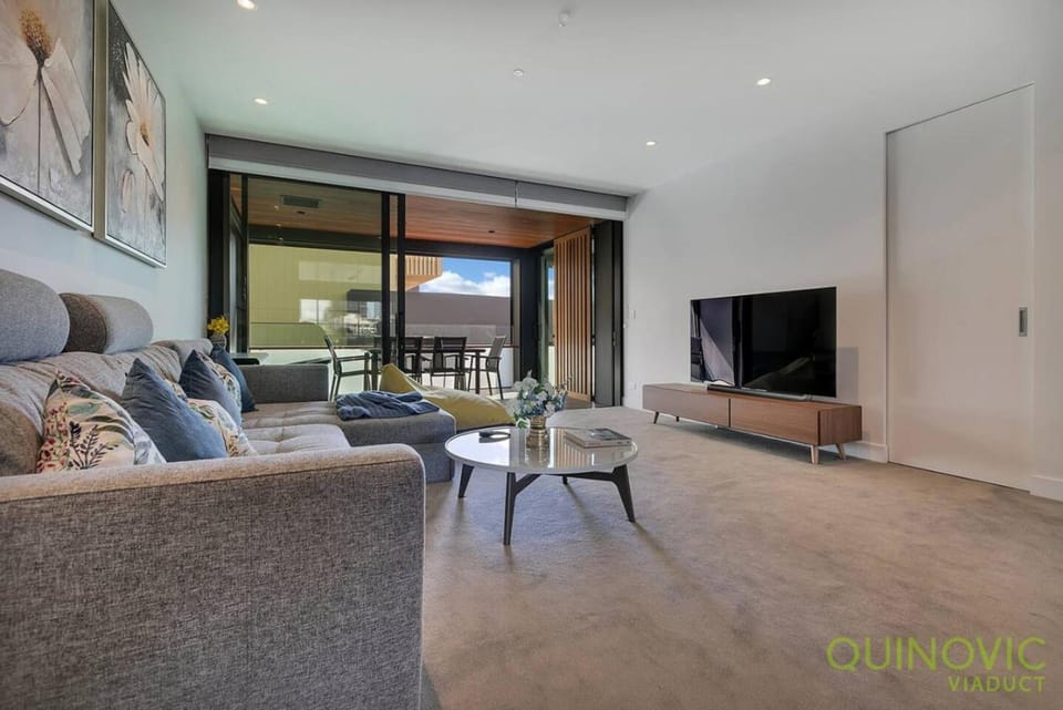 Living room, Seating area, Evening entertainment