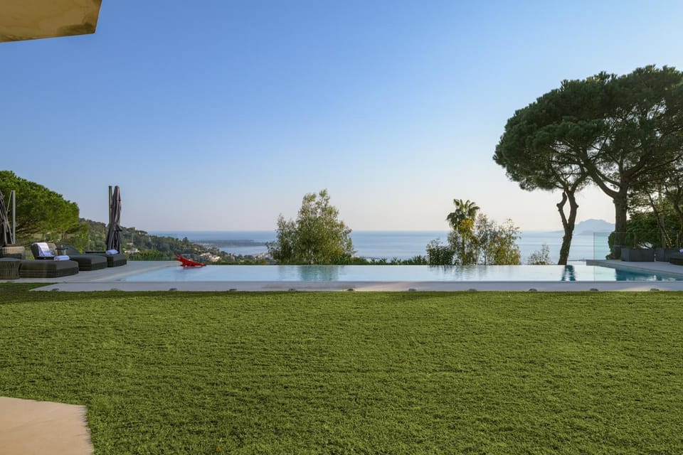 Natural landscape, Pool view, Sea view, Swimming pool