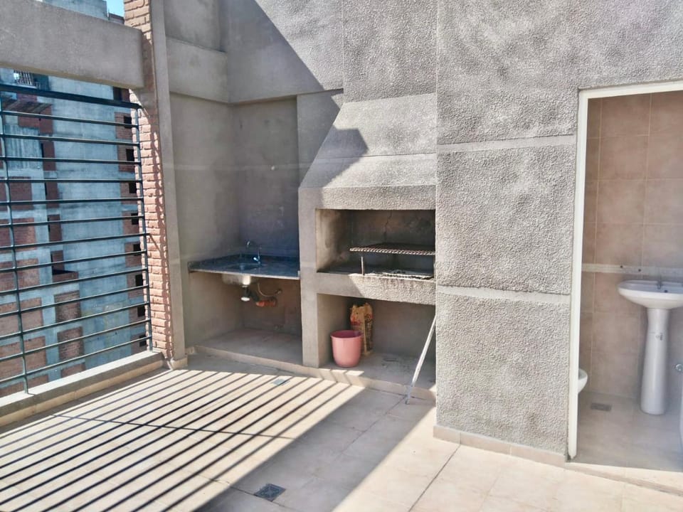 Property building, Off site, Day, BBQ facilities, Balcony/Terrace, Swimming pool