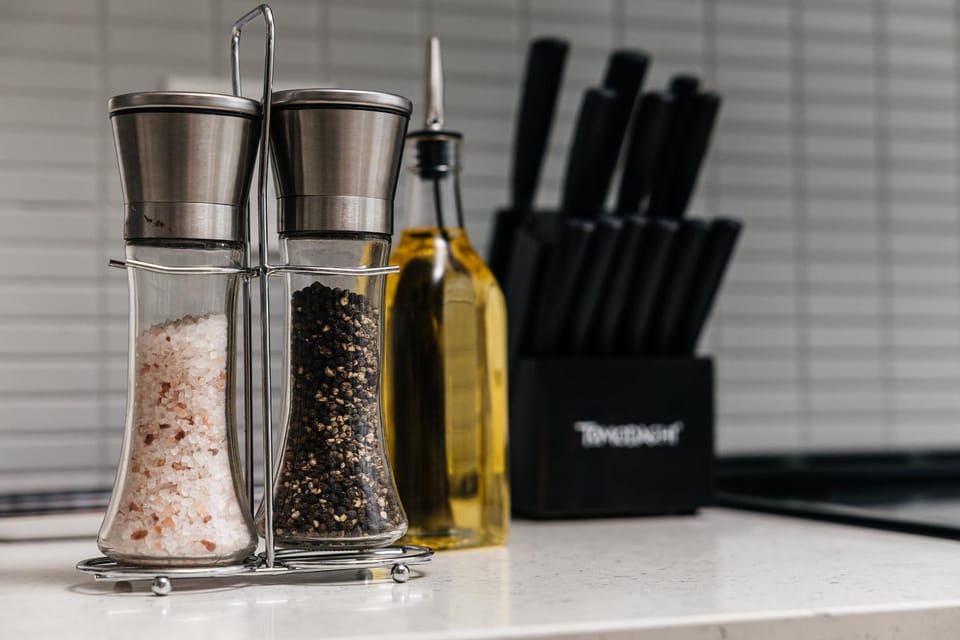 Kitchen or kitchenette, Food and drinks, Food