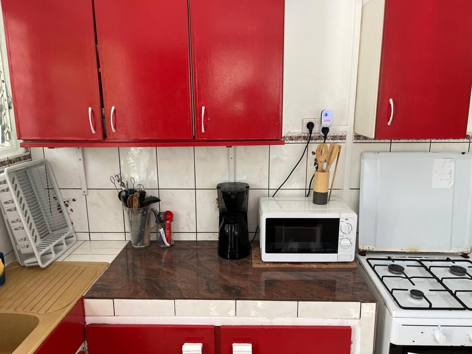 Coffee/tea facilities, Kitchen or kitchenette