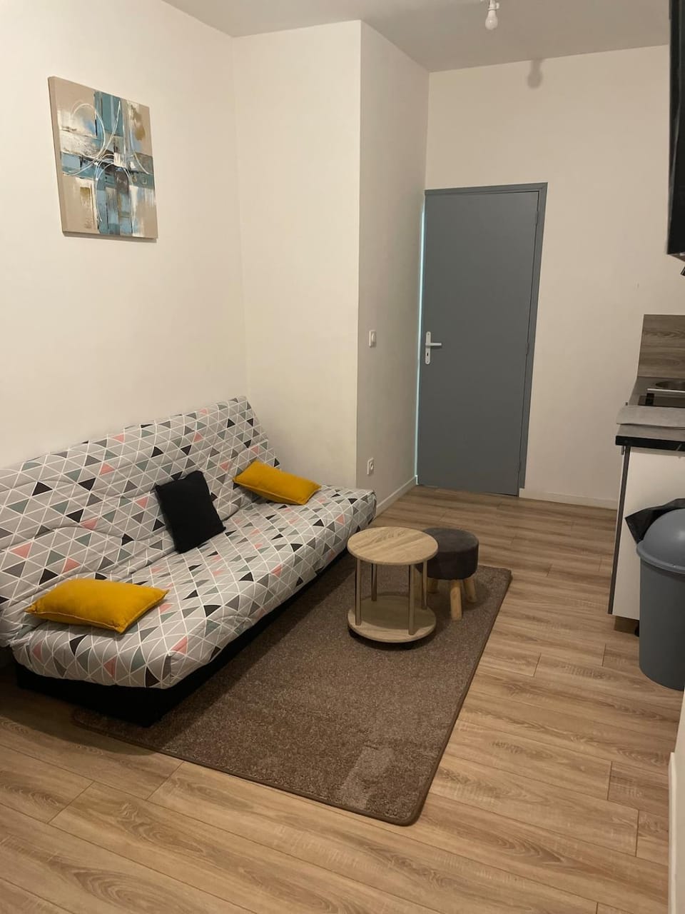 Studio 1 Apartment in Valenciennes