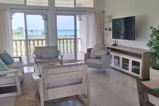 TV and multimedia, Balcony/Terrace, Living room, Seating area