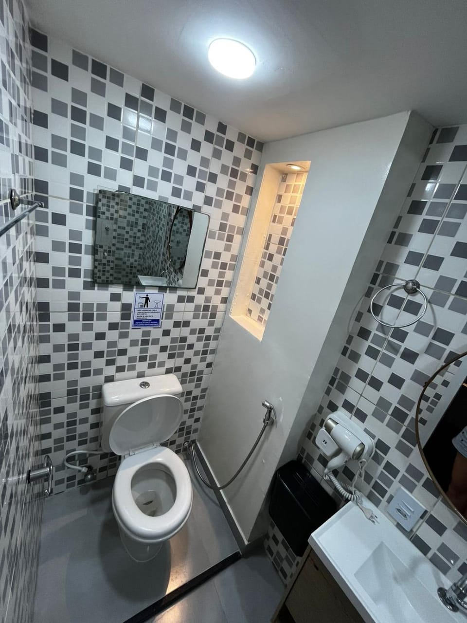 Toilet, Bathroom