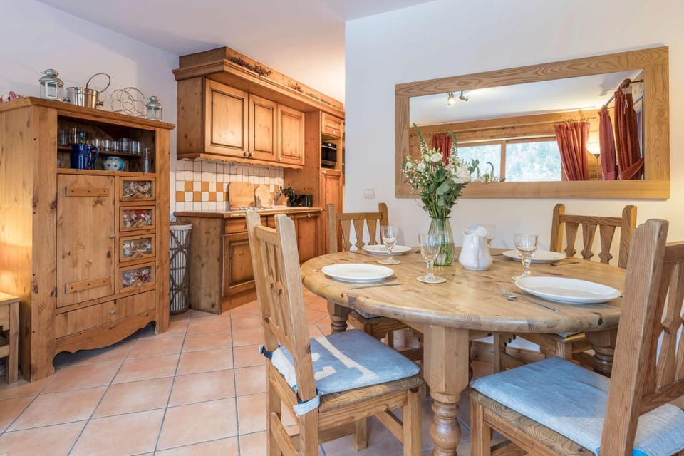 Les Grands Tetras Apartment in Les Houches