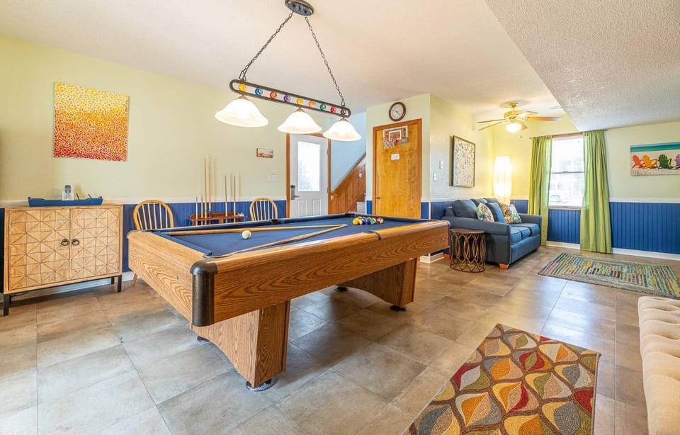 The Life of Riley - NH MP 10.5, Ocean View, 265 Yds to Beach, Pool, Hot Tub, Pool Table, Flex Stays House in Nags Head