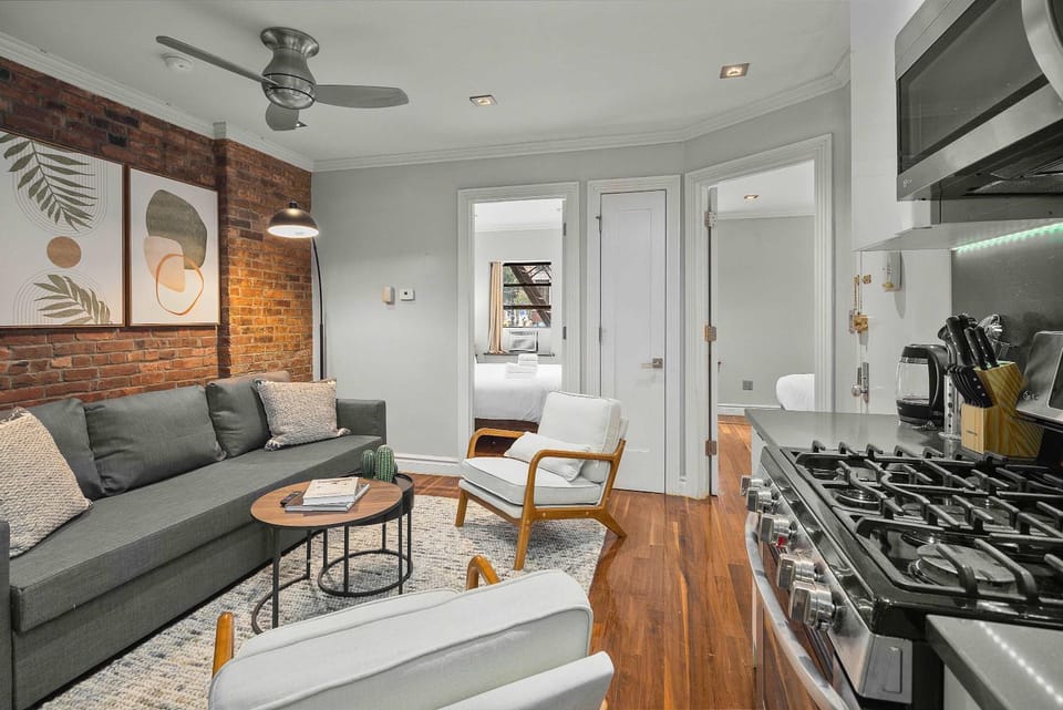 Sleek Midtown East Stay Near Everything Apartment in Midtown