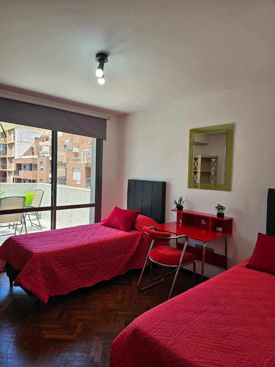 Bed, Photo of the whole room, Seating area, Bedroom