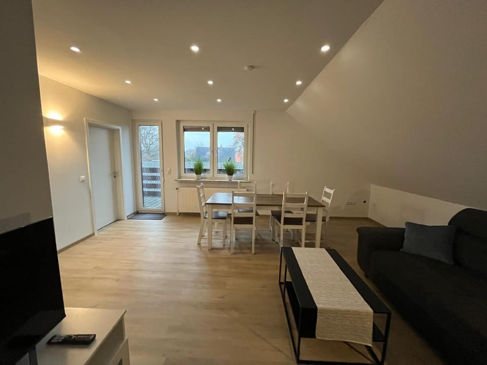 Living room, Seating area, Dining area