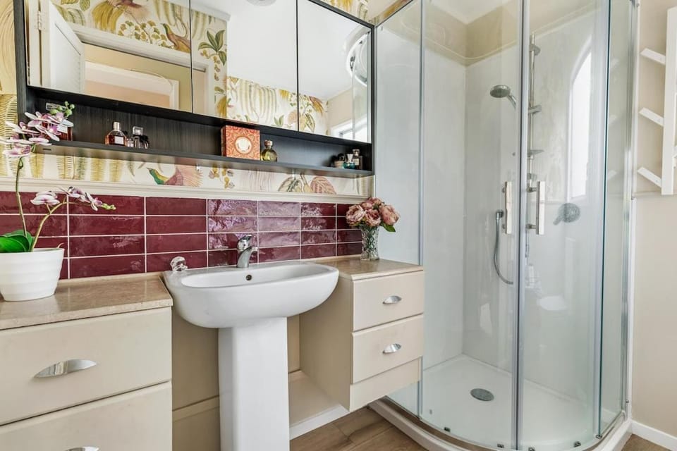 A Village Green Getaway Apartment in Rotorua