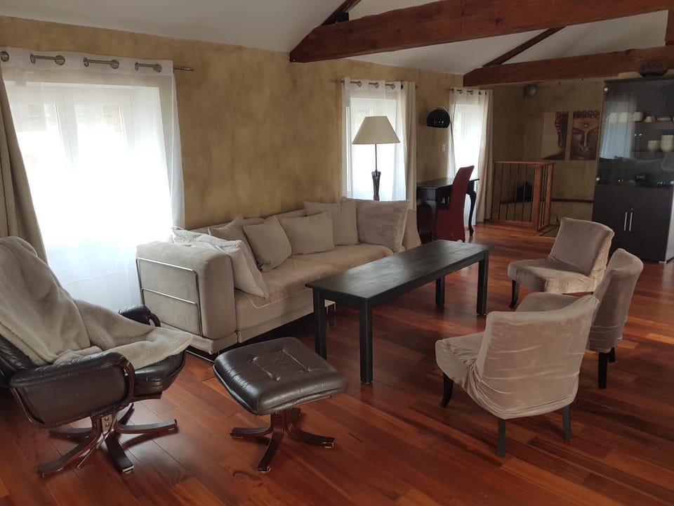 Duplex T4 Sempre Endavant Apartment in Vernet-les-Bains