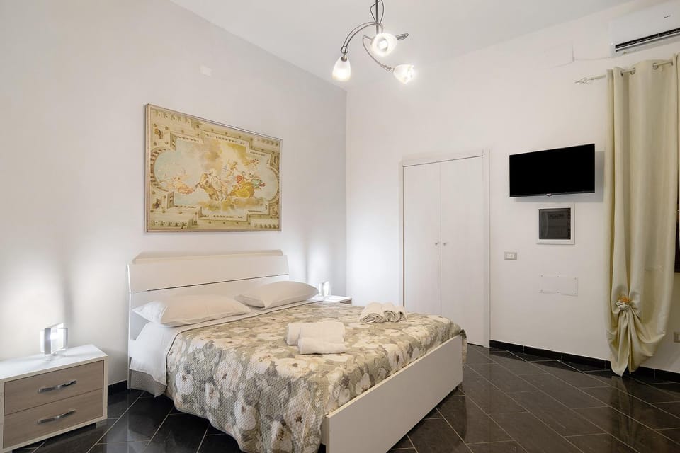Living room, Bedroom