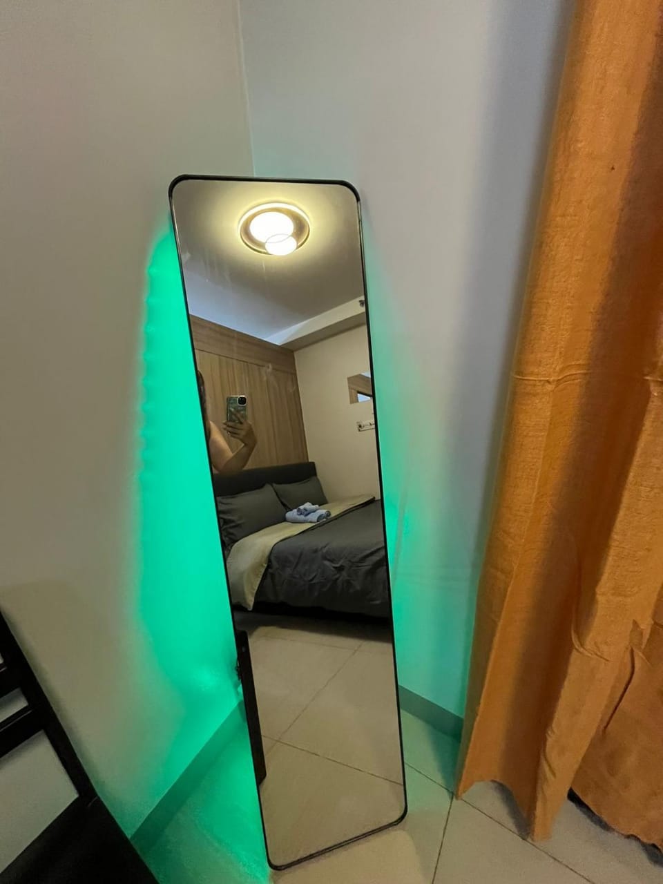 Shore Residences at Mall Of Asia Complex - by Staycation Empire Apartment in Pasay