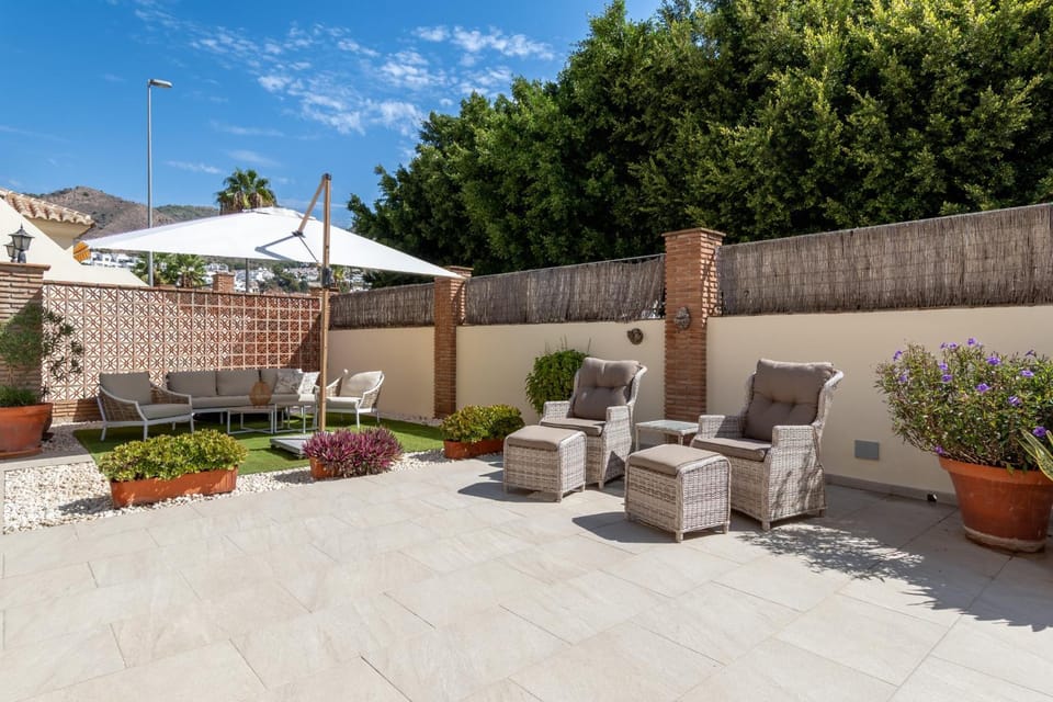 Puente del Miso by Oasis Properties Villa in Nerja