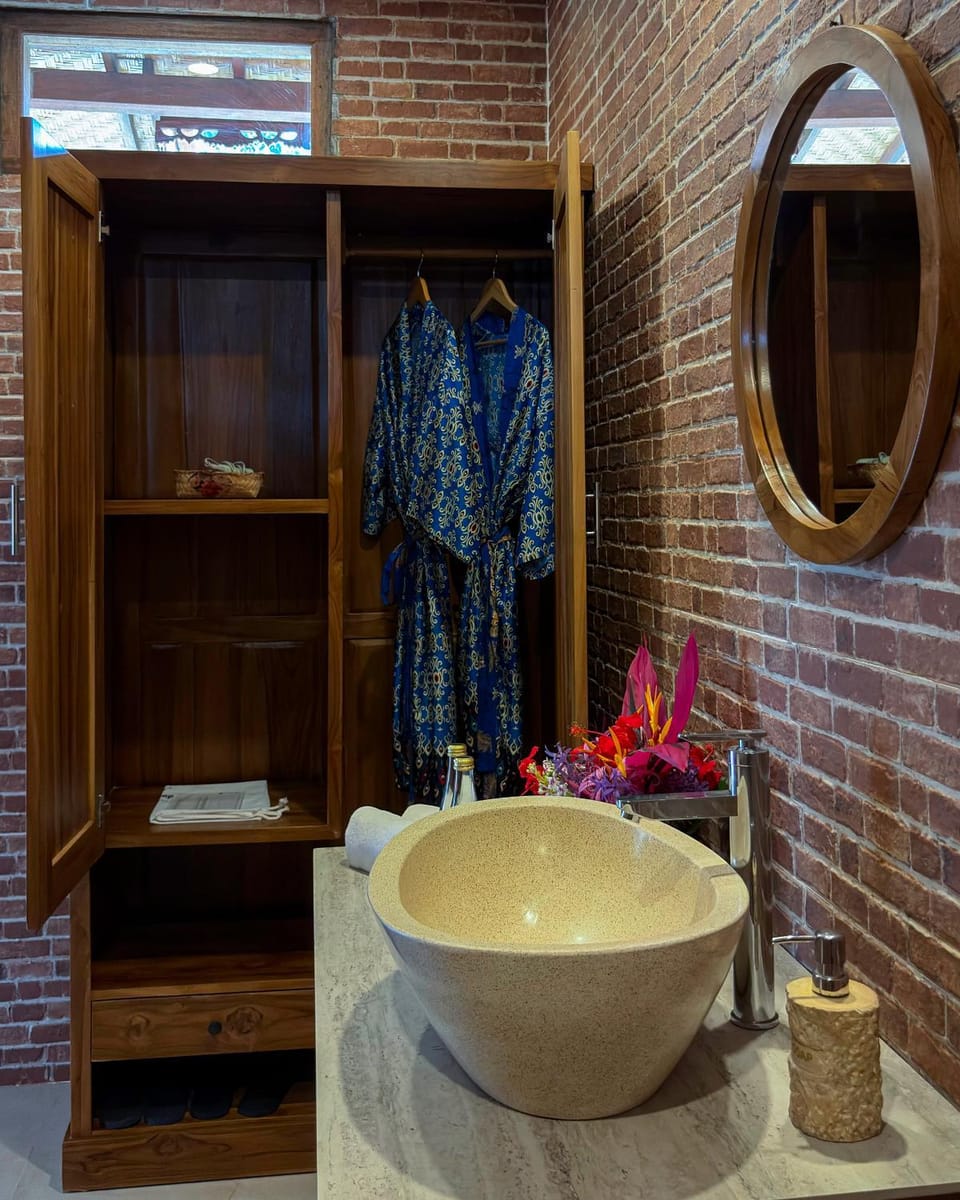 Bathroom, wardrobe