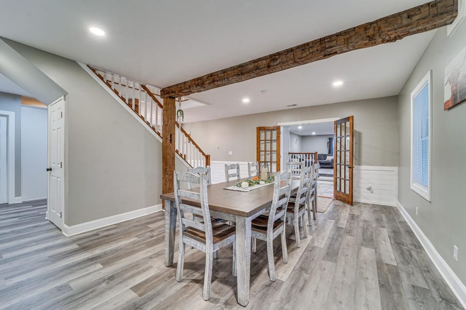 Mtn Views! Peaceful Rural Retreat in Mapleton House in Raystown Lake