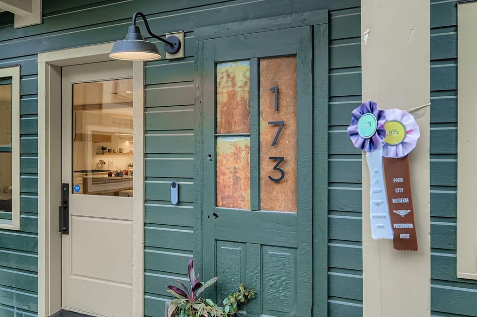 Old Town Luxe Retreat- Walk to Main Hottub- Casita 173 House in Park City