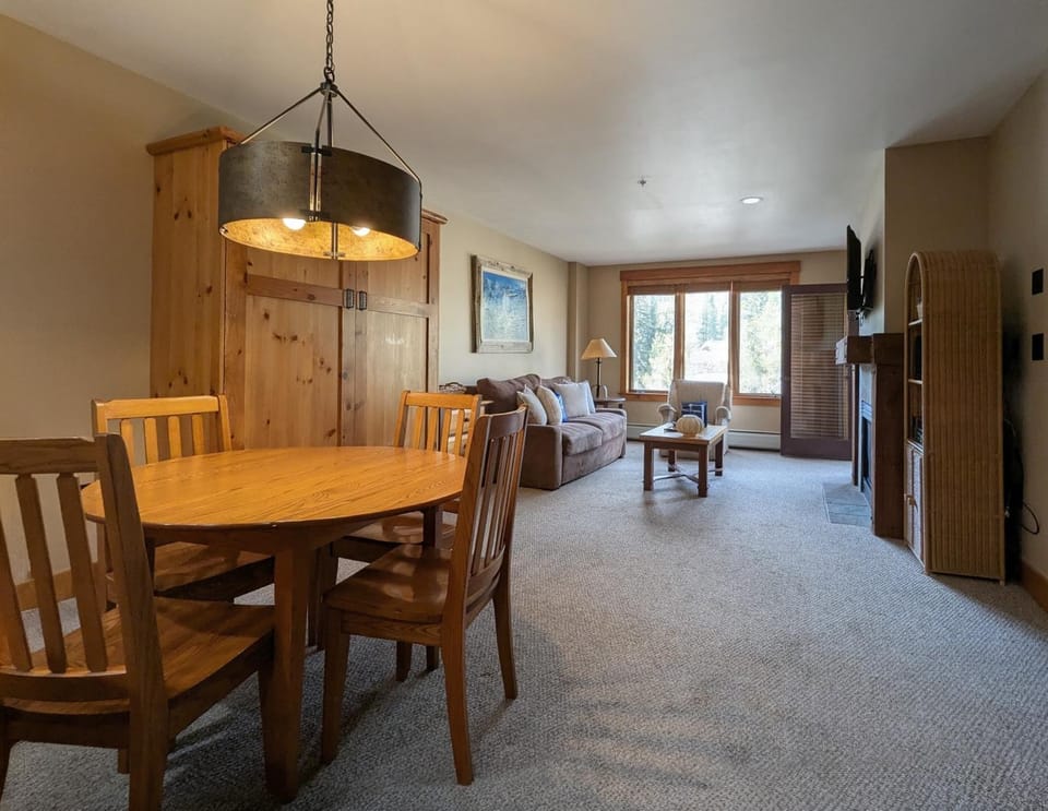 Springs 8886 by SummitCove Lodging in Colorado House in Keystone