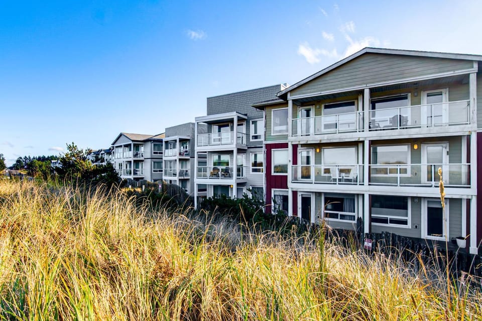 Beach Access and Community Perks! Westport Hideaway Apartment in Westport