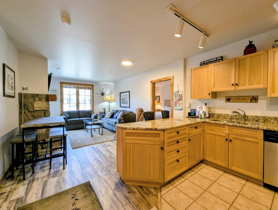 Dakota Lodge 8499 by SummitCove Lodging in Colorado House in Keystone