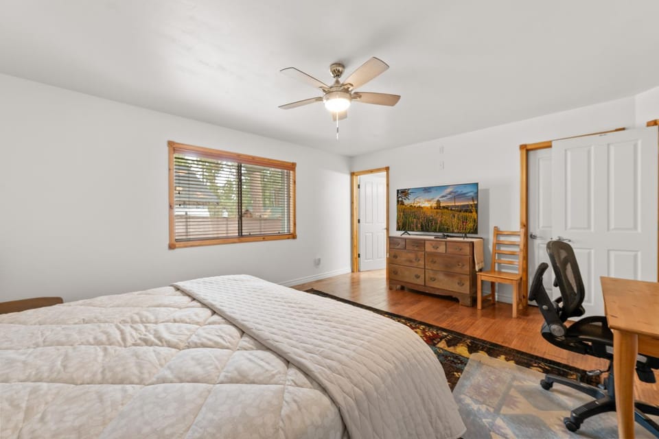 TV and multimedia, Bedroom