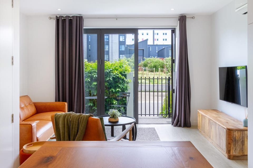 TV and multimedia, Balcony/Terrace, Living room, Photo of the whole room