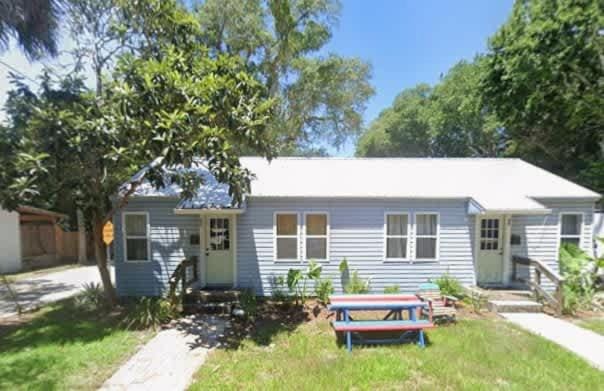 Luxury Island Bungalow MINS to Beach & UF Flagler Hospital Apartment in Saint Augustine