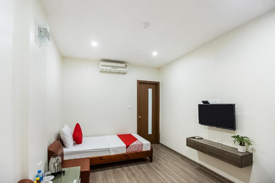 Hotel Giao Thông Hotel in Hanoi