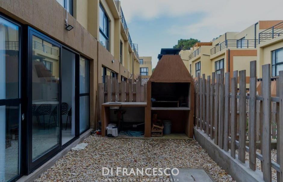 TRIPLEX Nayades PINAMAR Apartment in Pinamar