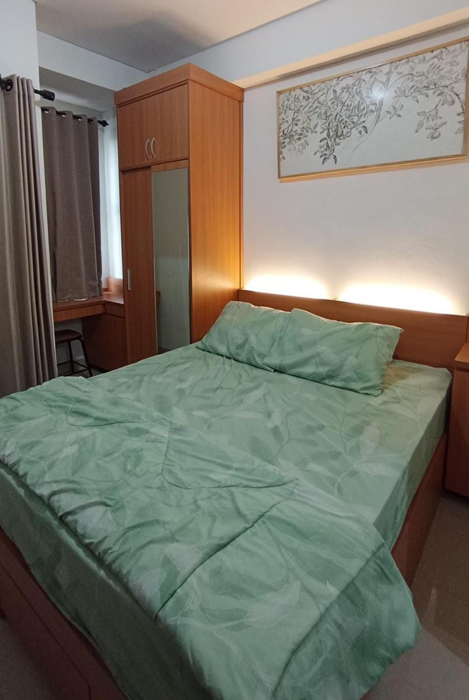 Bed, Photo of the whole room, wardrobe