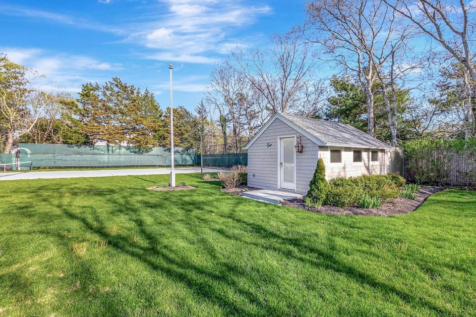 Property building, Garden, Garden view