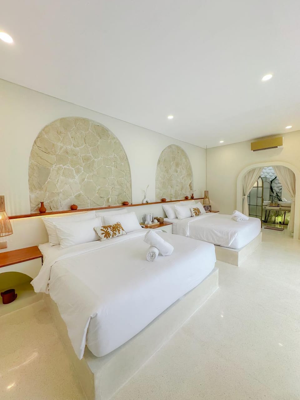 Bedroom, air conditioner