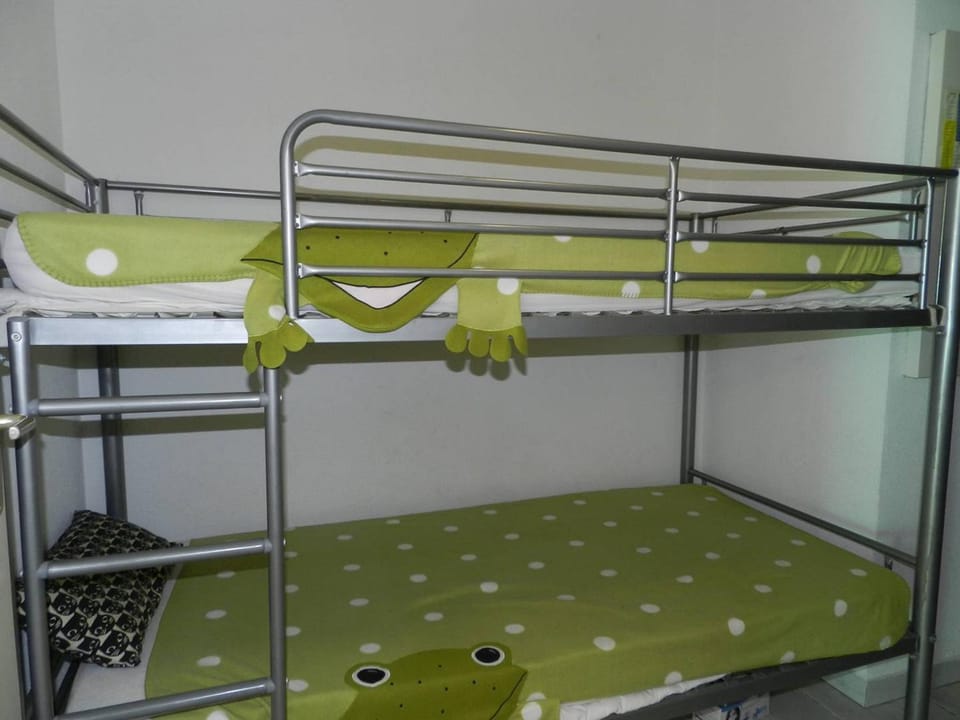 Appartement 2 pièces avec piscine et parking, Le Lavandou - FR-1-251-889 Apartment in Le Lavandou