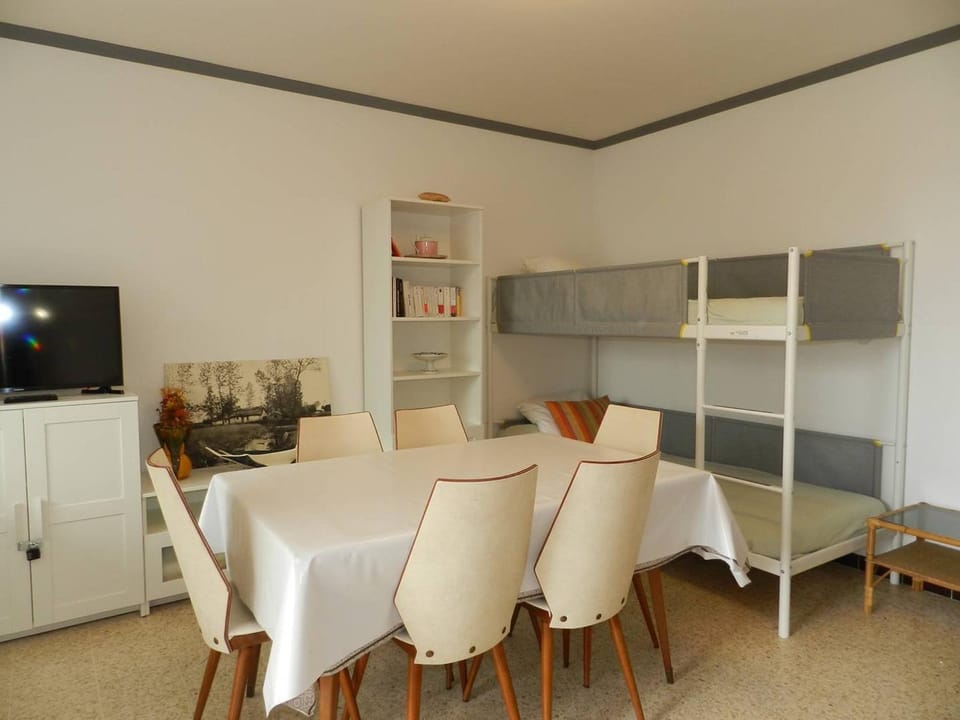 Appartement 2 pièces, terrasse et parking, Bormes-les-Mimosas - FR-1-251-892 Apartment in Le Lavandou