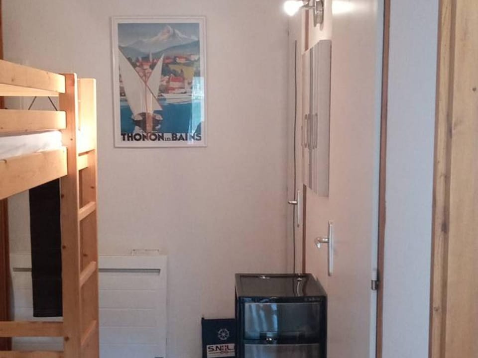 Studio lumineux avec balcon, vue montagne, 25m² - FR-1-573-147 Apartment in Haute-Savoie