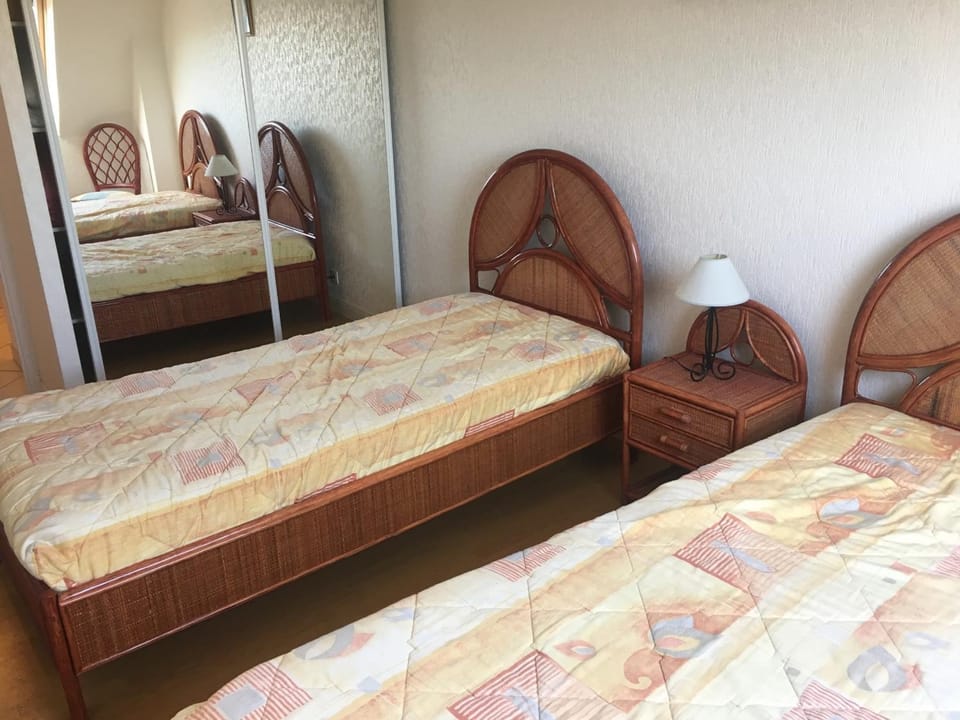 Appartement 2 chambres plage avec vue mer et parking privé, animaux admis Apartment in Fort-Mahon-Plage