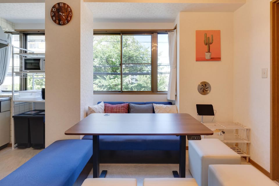 Living room, Dining area