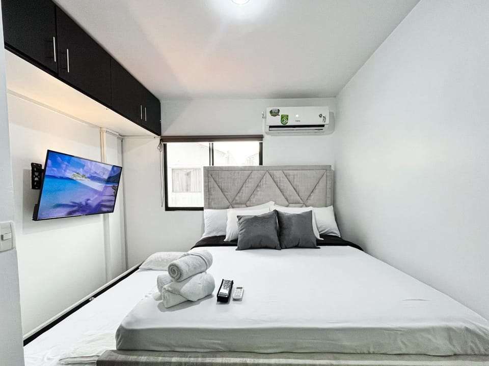 Villa con piscina privada y BBQ, 3 habitaciones, 5 camas, seguridad 24-7 Villa in Guayaquil