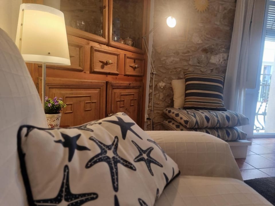 Encantador apartamento a 50m de la playa en L'Escala - HISP-236-161 Apartment in L'Escala