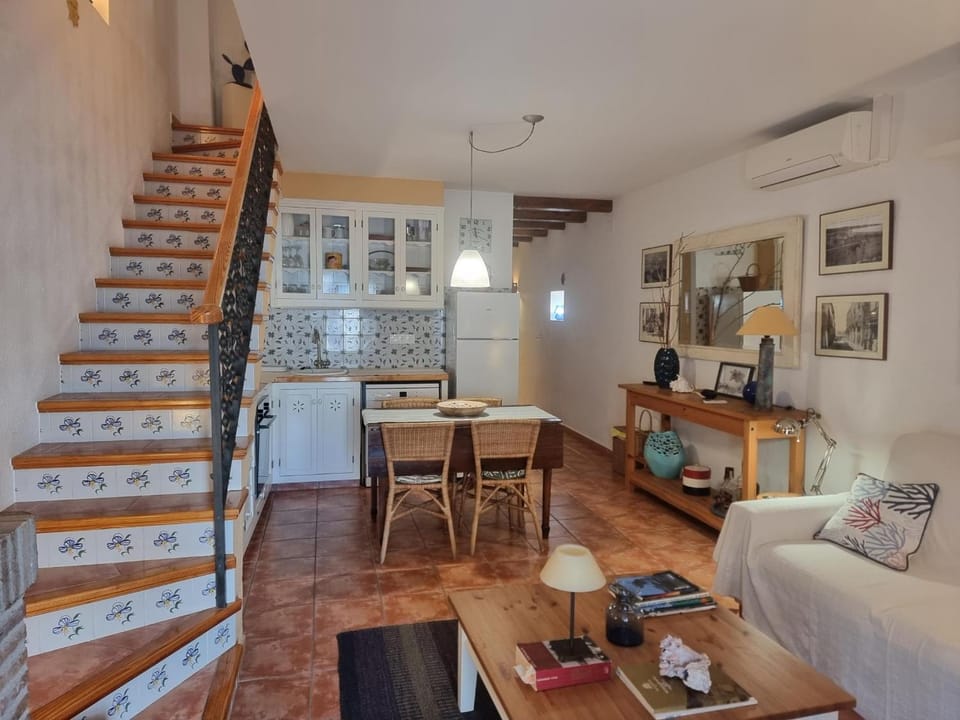 Encantador apartamento a 50m de la playa en L'Escala - HISP-236-161 Apartment in L'Escala