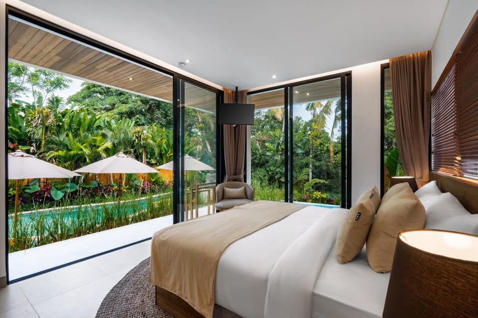 Bed, Balcony/Terrace, Bedroom, Garden view
