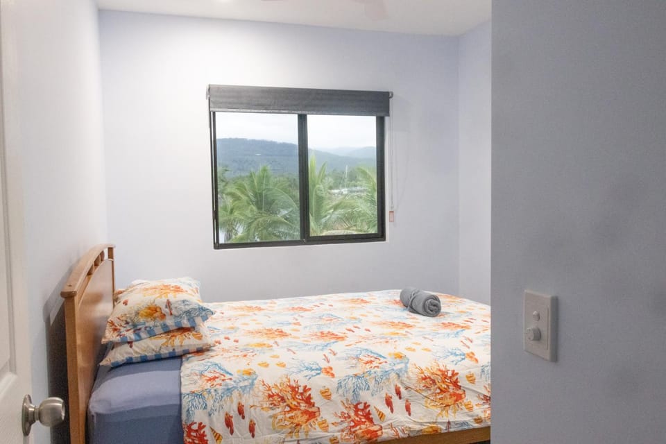 Bedroom, Mountain view, River view
